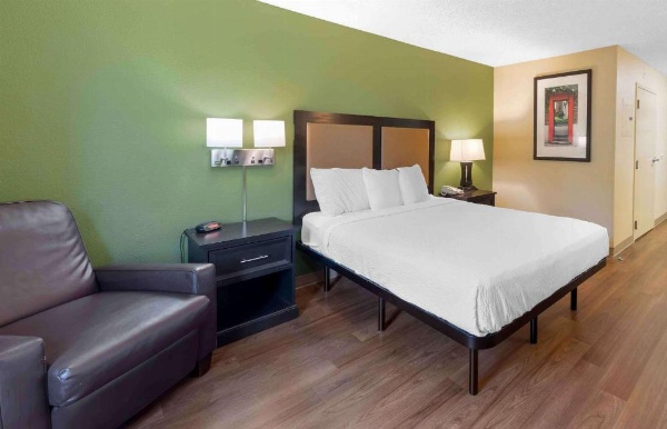 Suburban Studios Montgomery East I-85 image 9
